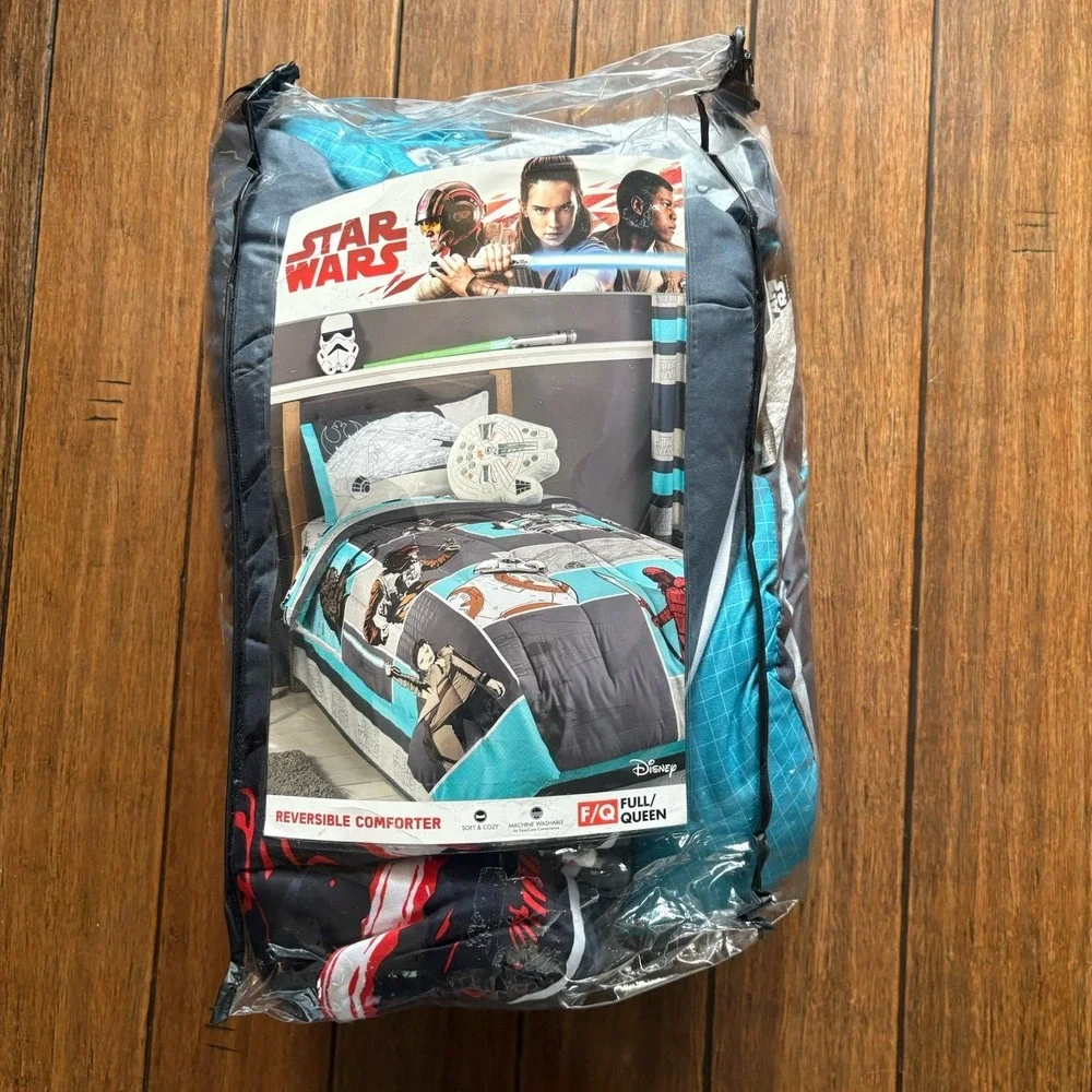 Disney Star Wars Full Queen Reversible Comforter Rey BB-8 Stormtrooper